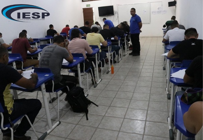 ALUNOS DO CURSO SUPERIOR DE TECNOLOGIA EM SEGURANÇA PÚBLICA REALIZAM PROVAS PRESENCIAIS